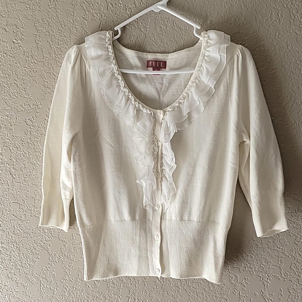 Elle, medium size top.